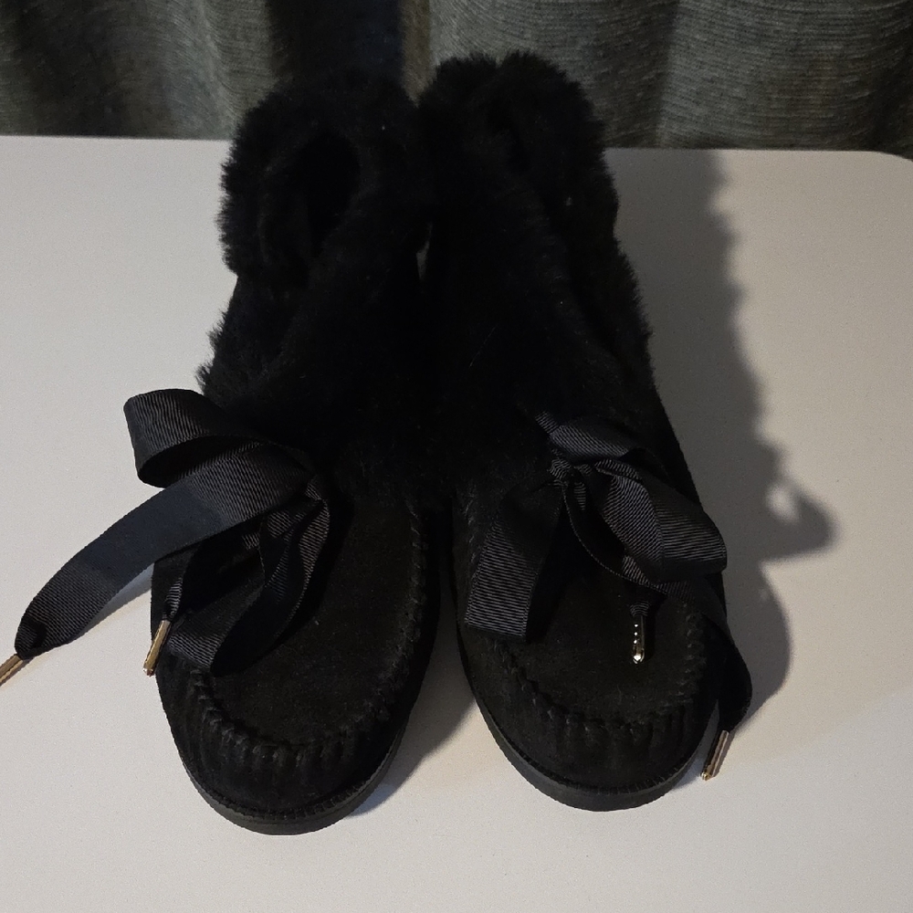 Tory Burch Black Fur-Lined Moccasins